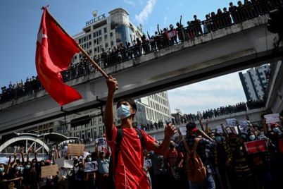 https_cdn.cnn_.com_cnnnext_dam_assets_210208032524-04-myanmar-protests-0208-1024x576-1.jpg